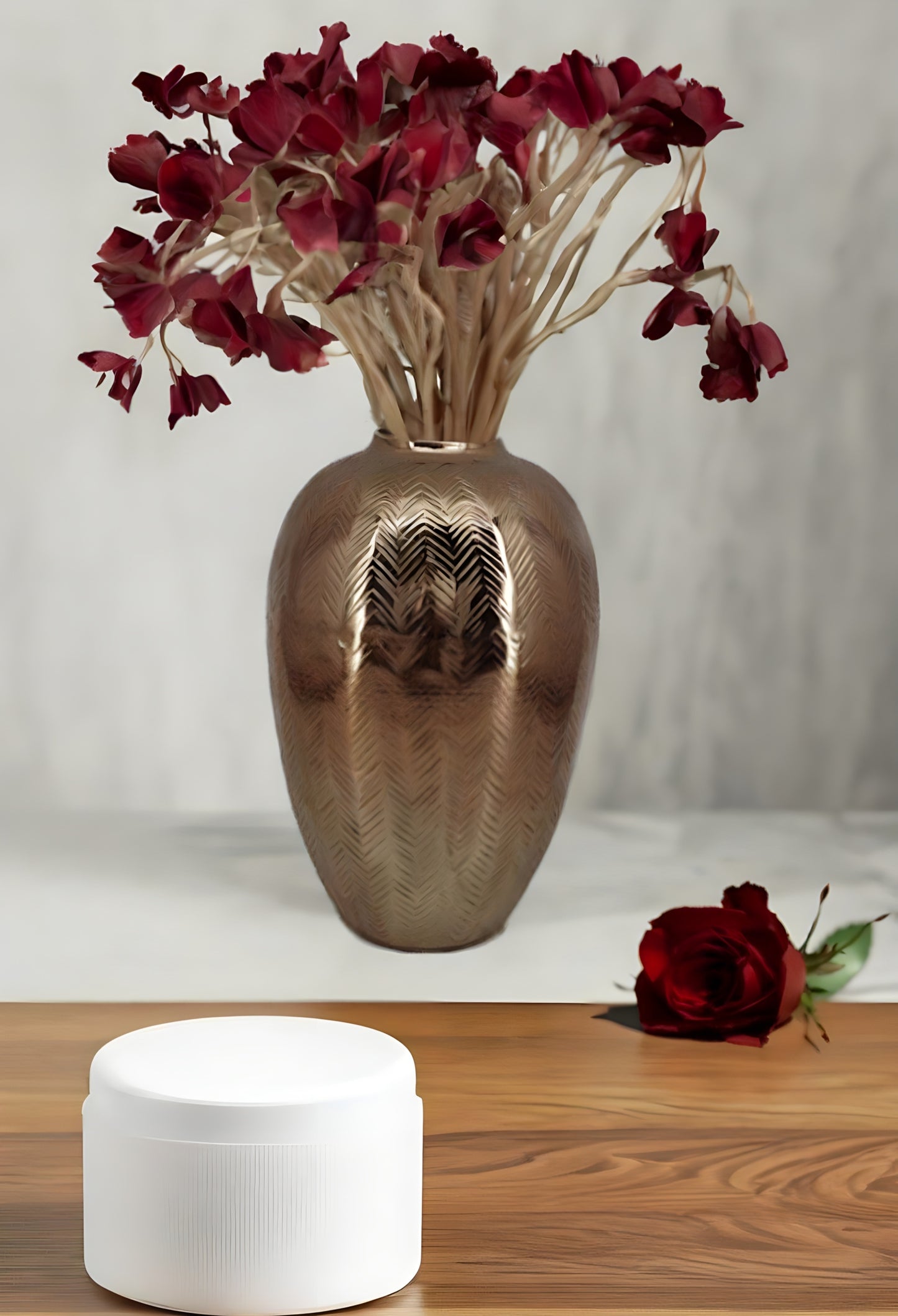 Shataj Decorative Aluminum Table Vase - Barrel Shape