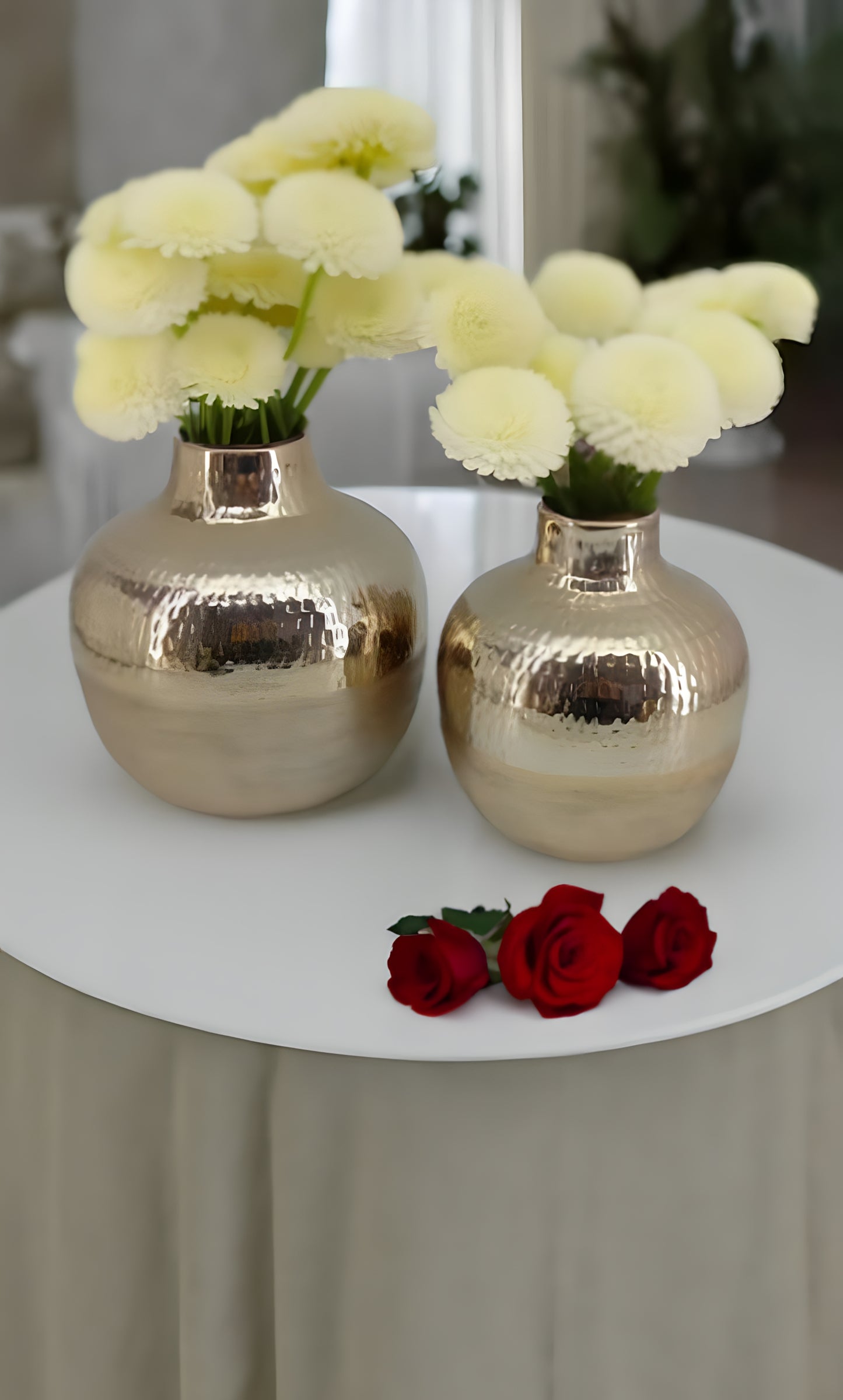 Shataj Decorative Aluminum Floor Vase - Travel Style