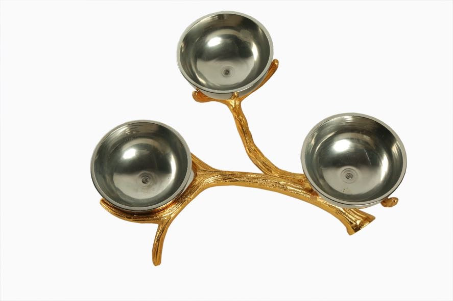 Shataj Decorative aluminum 3 bowls set with antique stand in gold and silver finish